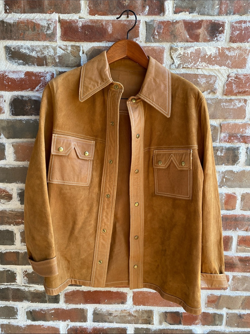 Vintage 70s Reversible Suede Leather snap front Shacket Jacket in Light Brown